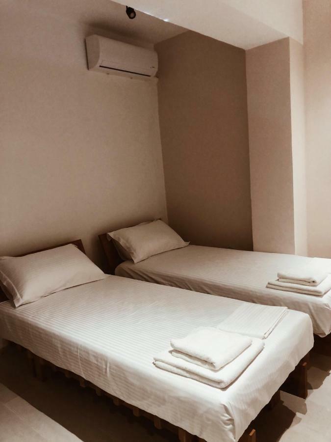 Old Town Hotel Дермі Екстер'єр фото